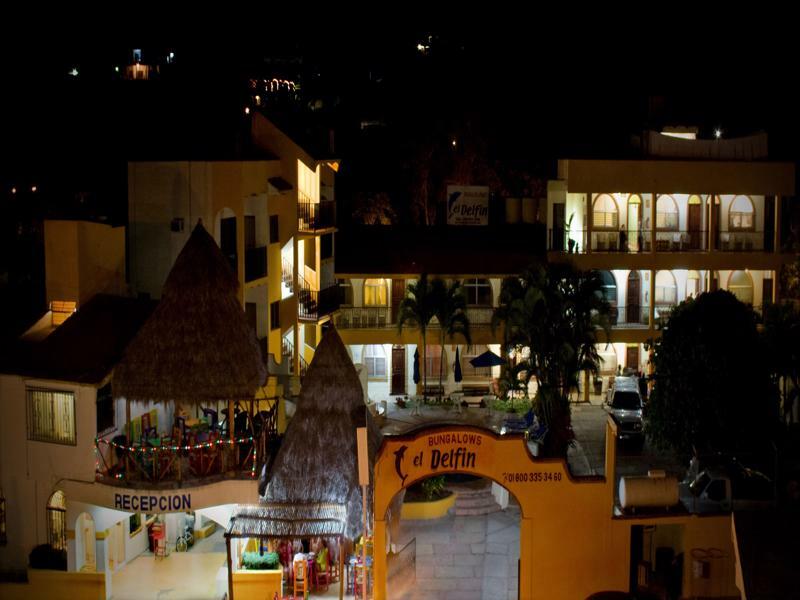 Bungalows El Delfin Rincon de Guayabitos Buitenkant foto